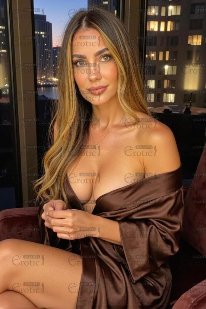 Natalia Fortunato escorts in athens city tour in athens main (1)
